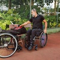 Wheelchair ringan mudah alih
